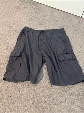 burnside Men's Cargo Shorts in Charcoal Gray